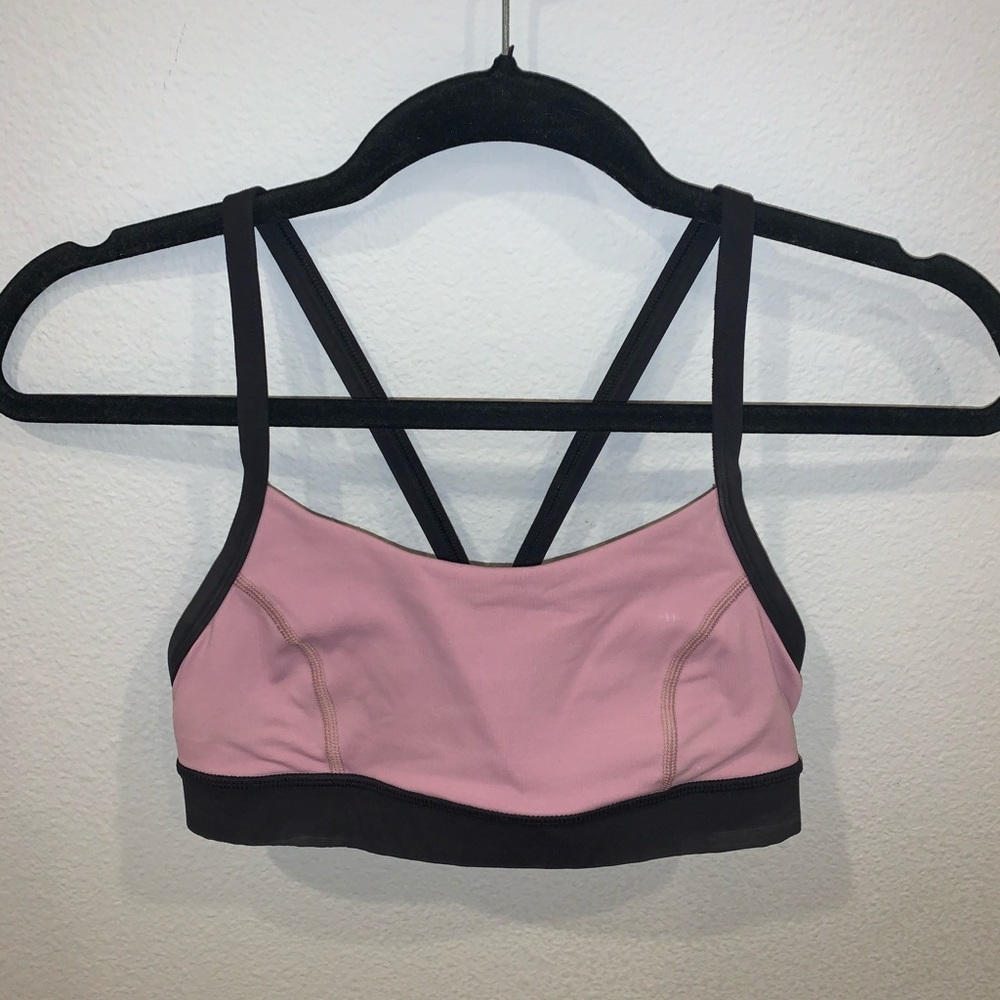 Lululemon sports bra